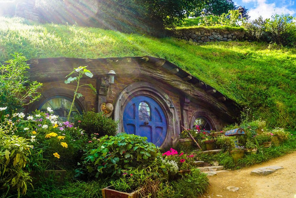 house-hobbit_post