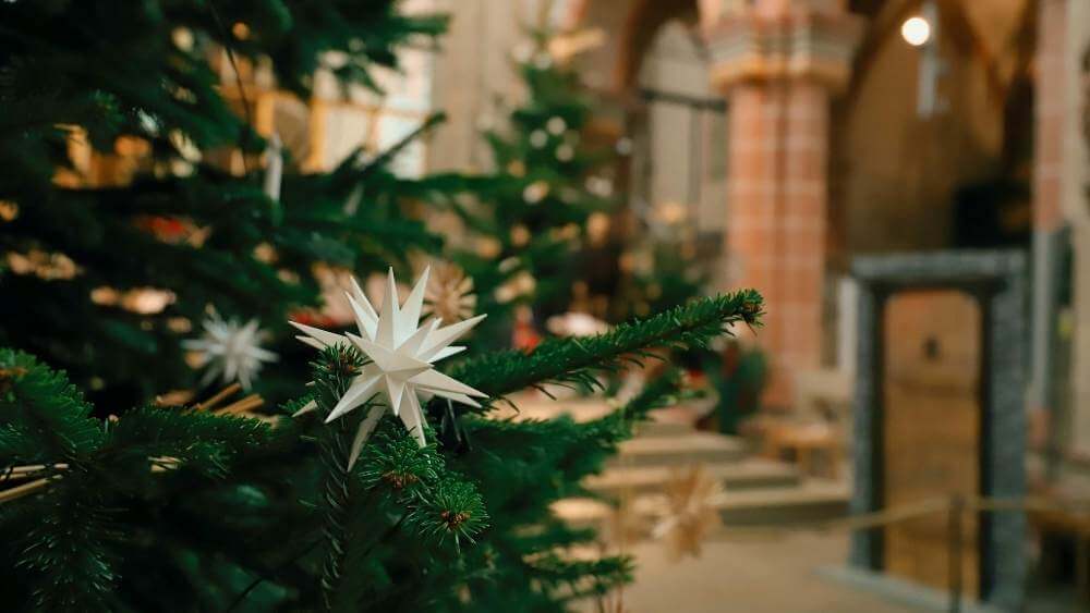 Christmas-Eve-worship_enews